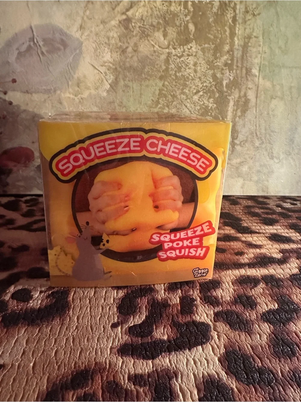 Squeeze Cheese 🧀